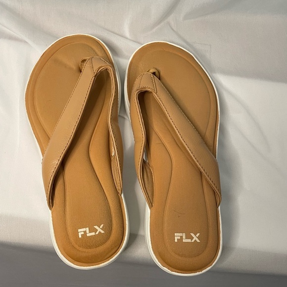 FLX with Pillow Foam Travel/Leisure Flip Flop Size‎ 7 - Picture 2 of 11